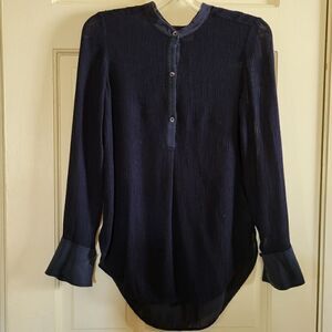 VINCE SIze 2 Blouse